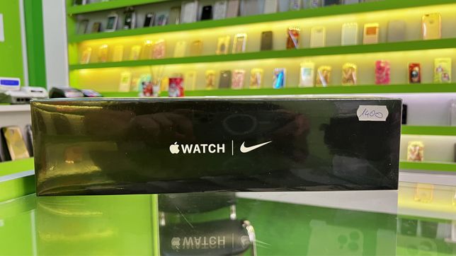 Apple Watch Nike SE 44mm Silver GPS/Sigilat/Factura si Garantie