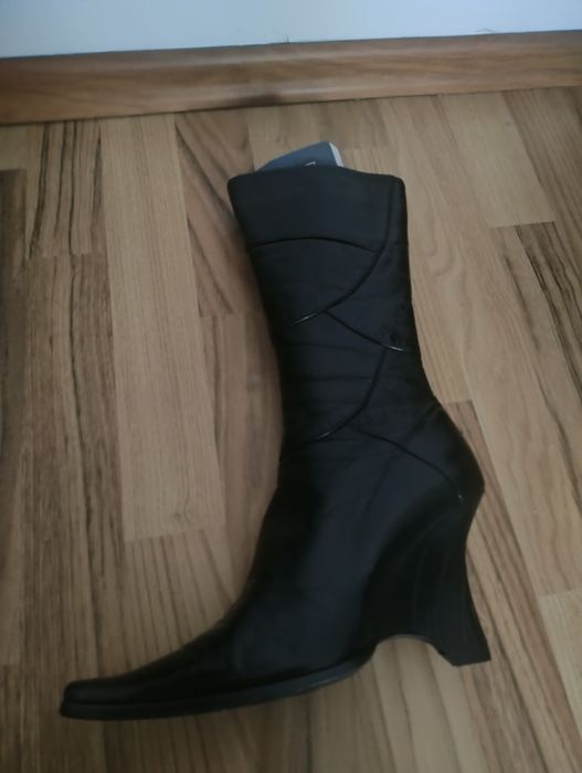 Cizme cu toc de toamna