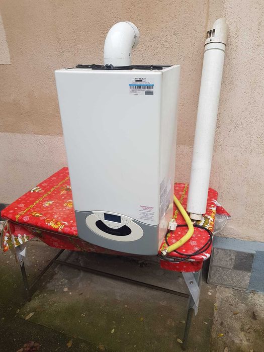 Centrala termica Ariston Genus Premium Evo 24kw