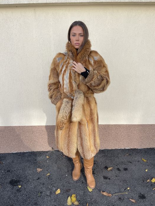 Haina din blana naturala de vulpe roscata