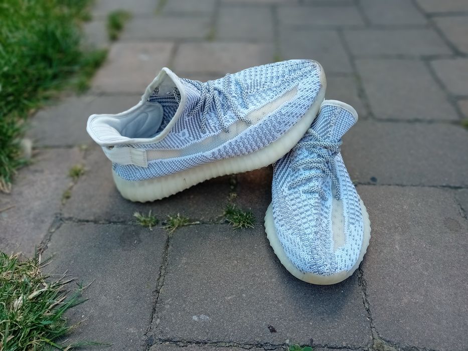 Vand Yeezy 350 reflectiv