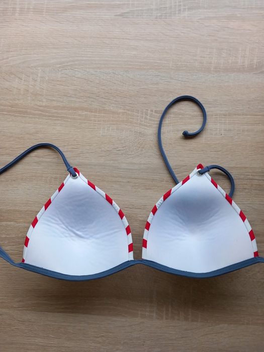 Sutien pentru plajă  mărimea  M