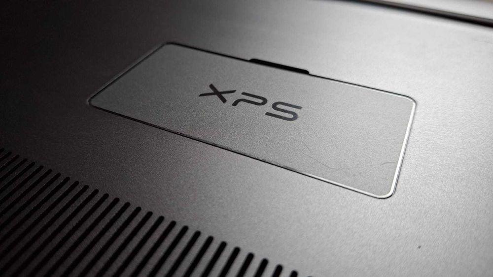 Vand Dell XPS 15 9560 | i7 + 32GB RAM |