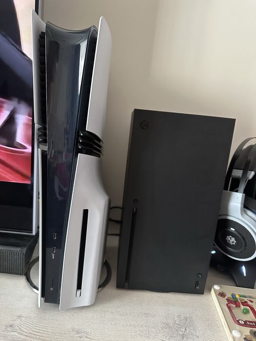 Xbox Series X Пълен Комплект