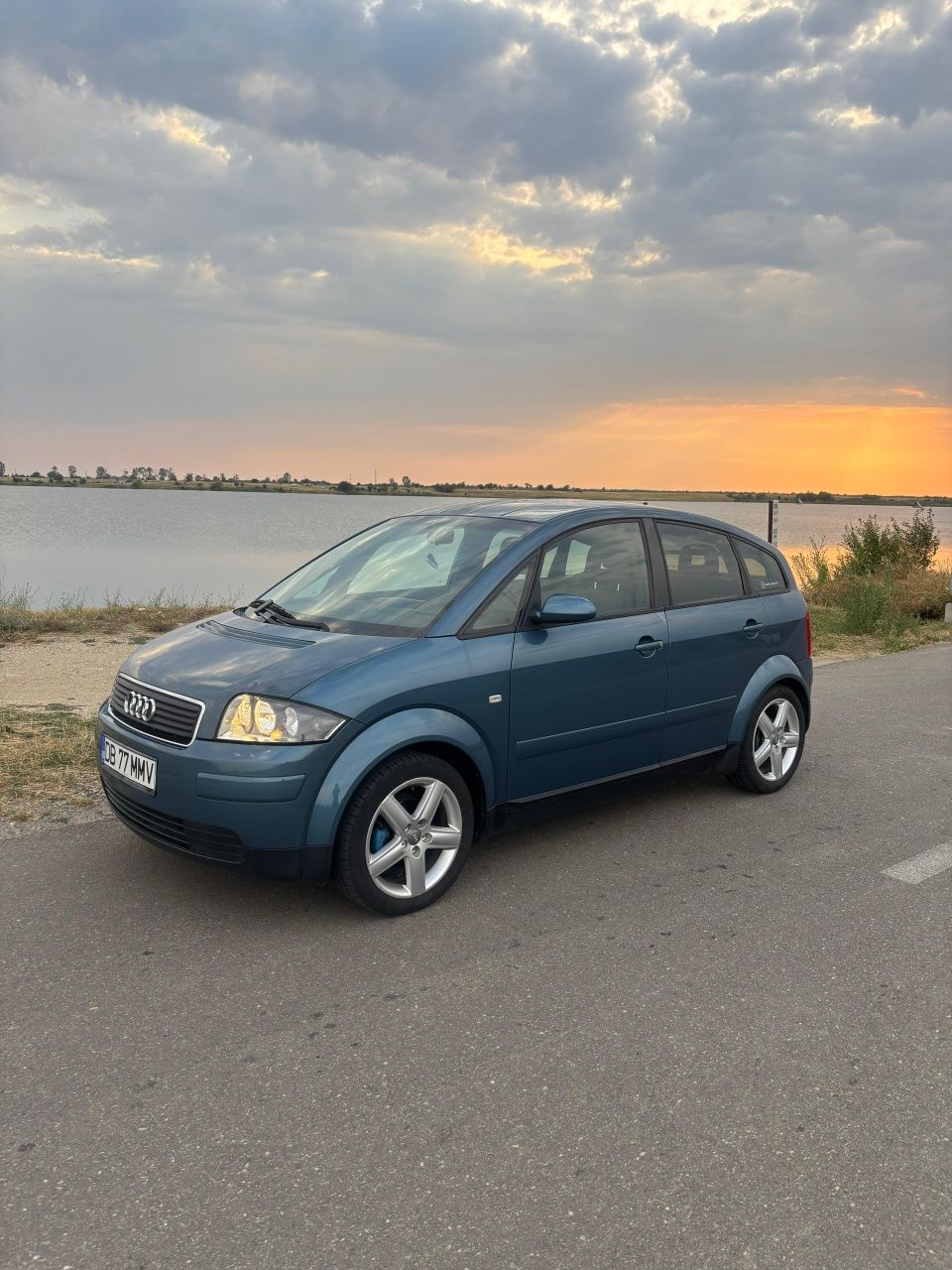 Vând Audi A2 1.4 benzina