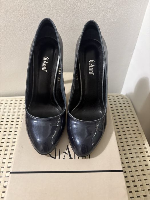 GiAnni черни обувки 35ти номер
