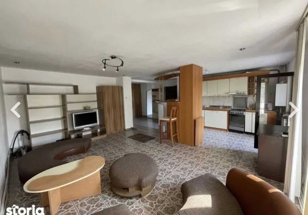 Inchiriez apartament