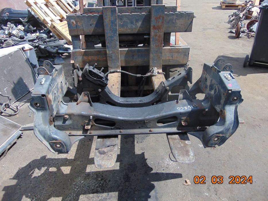 Jug punte fata Iveco daily 2015-2022 jug punte fata jug motor iveco daily 6