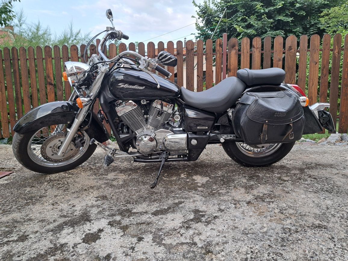 Honda VT750C Shadow swiss