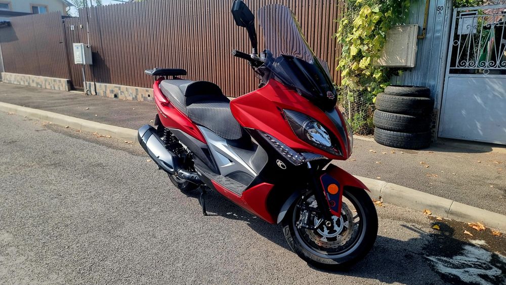 Scuter Kymco Xciting 400i