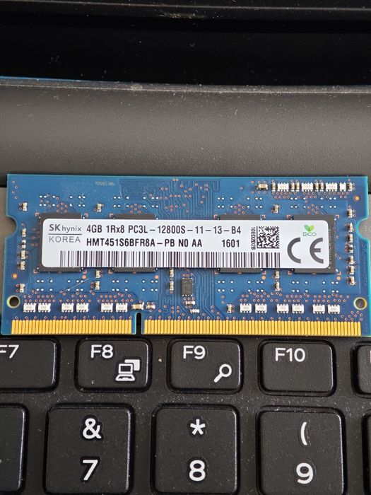 2X memorie laptop hynix 4GB+4GB dual channel 1600mhz (12800s)  DDR3