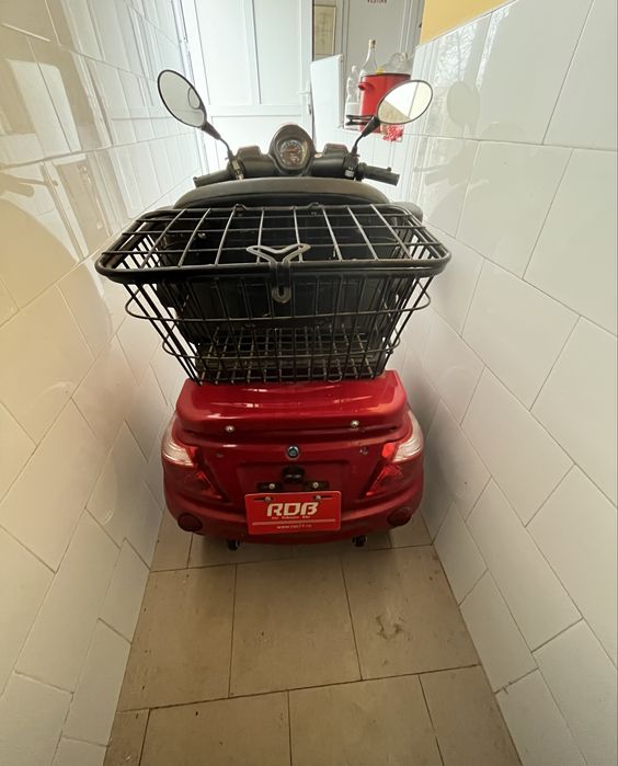 Scuter RDB cu acumulator