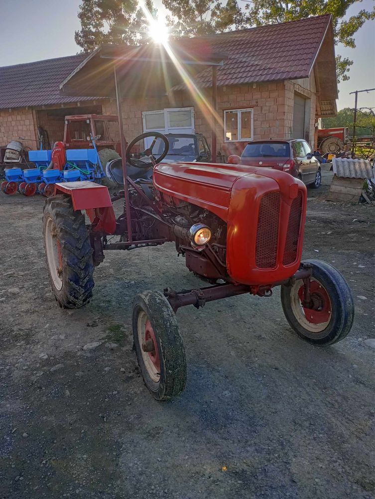 Vand tractor fiat 211