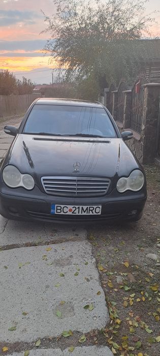VAND Mercedez Benz