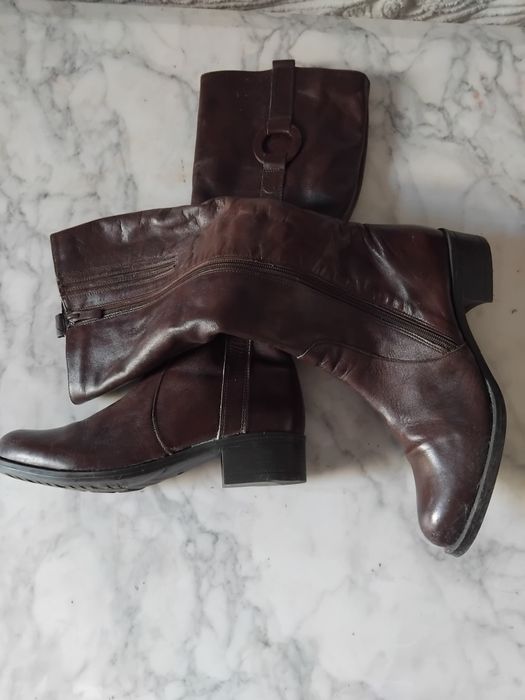 Адидас и други маркови ботуши