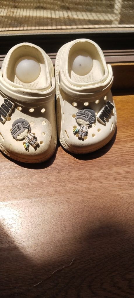 Продам кроксы для ребёнка