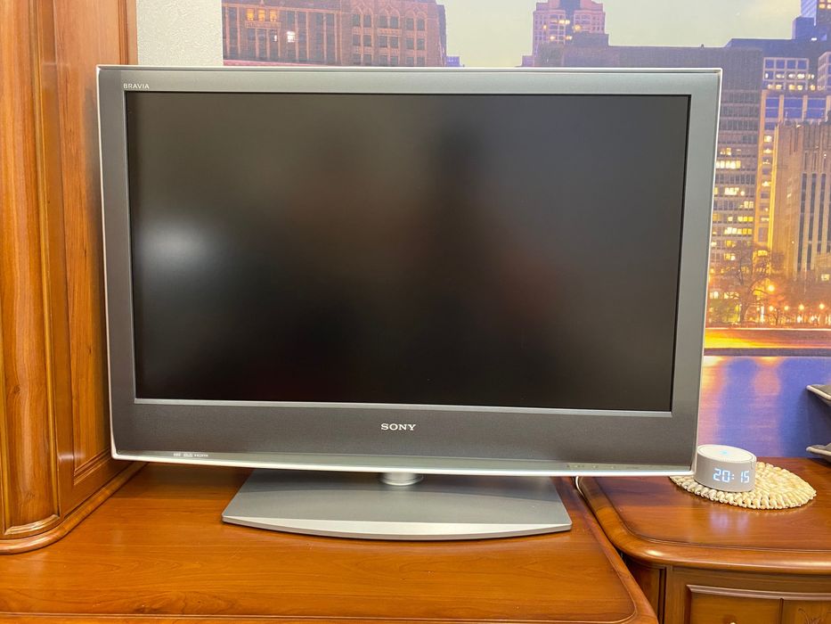 Продам телевизор Sony Bravia