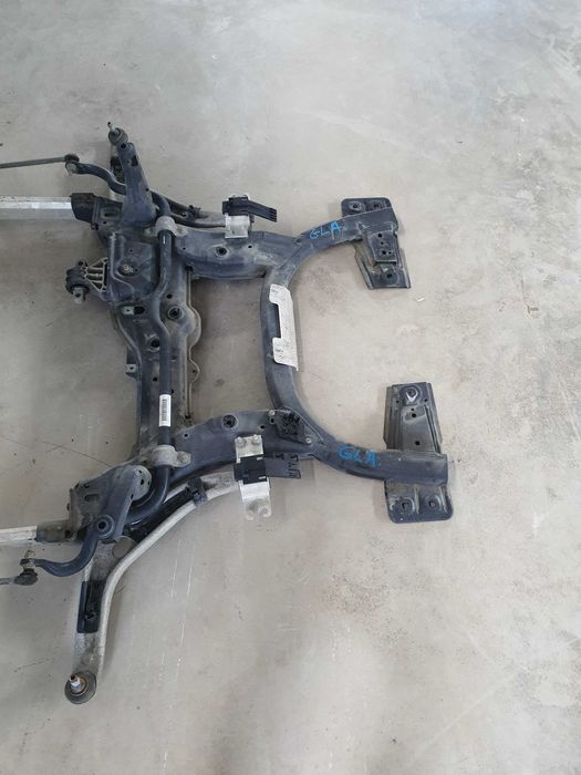 Jug fata cadru motor Mercedes GLA 250 X156 2018 cod motor 270920