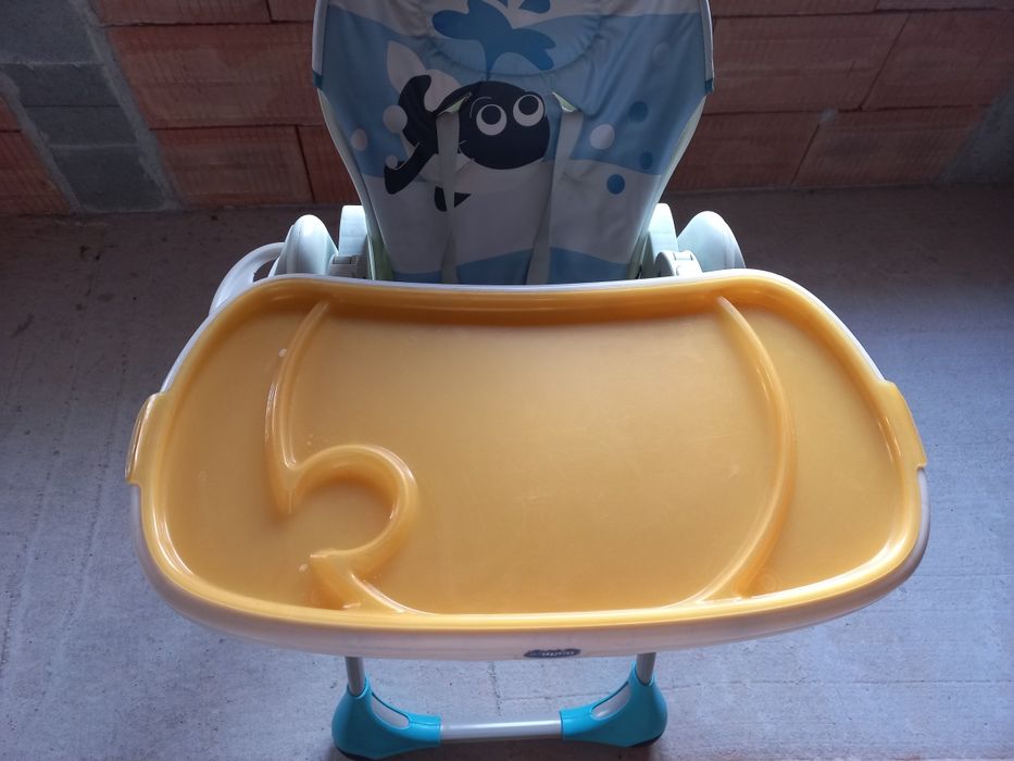 Scaun de masa pentru copiii Chicco