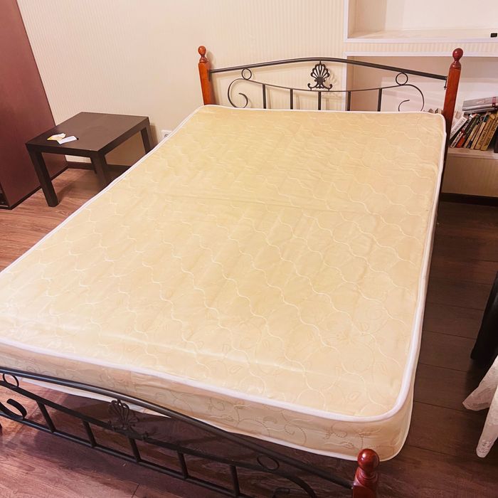 Отдам даром матрац