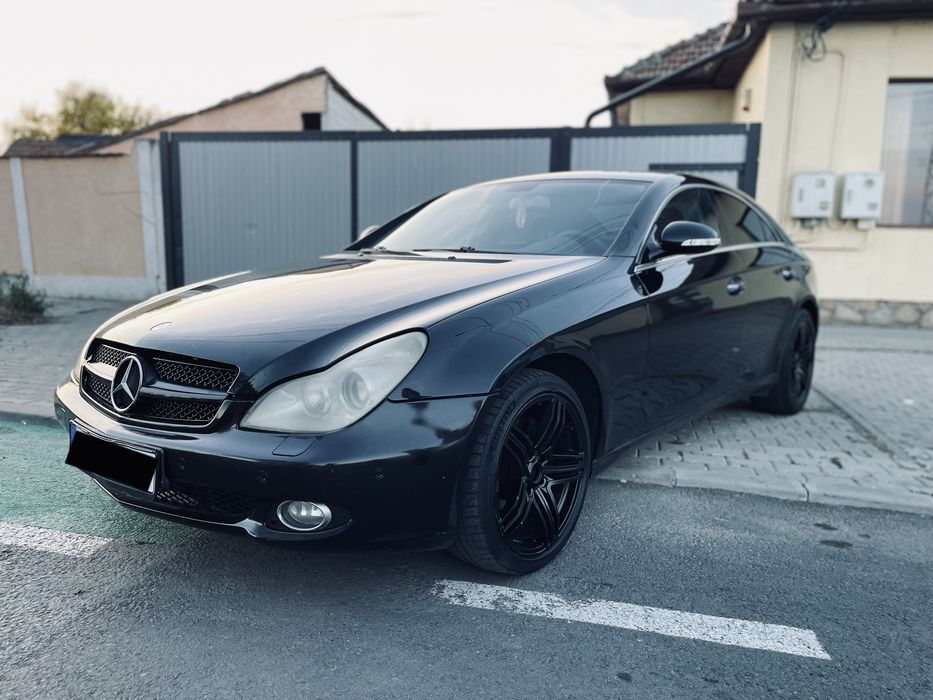 Vand sau schimb mercedes cls