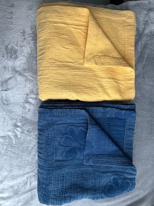 Продавам две памучни шалтета/покривки за легло