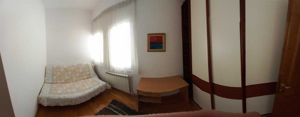 Дава се под наем Тристаен апартамент в София, Зона Б-5 - 90 кв.м за 714 € - Снимка #3