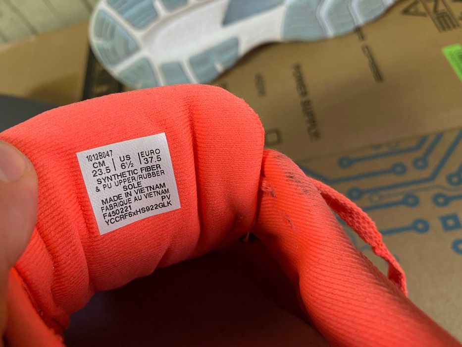 ''Asics Gel-Kayano 28''оригинални маратонки 37.5 номер