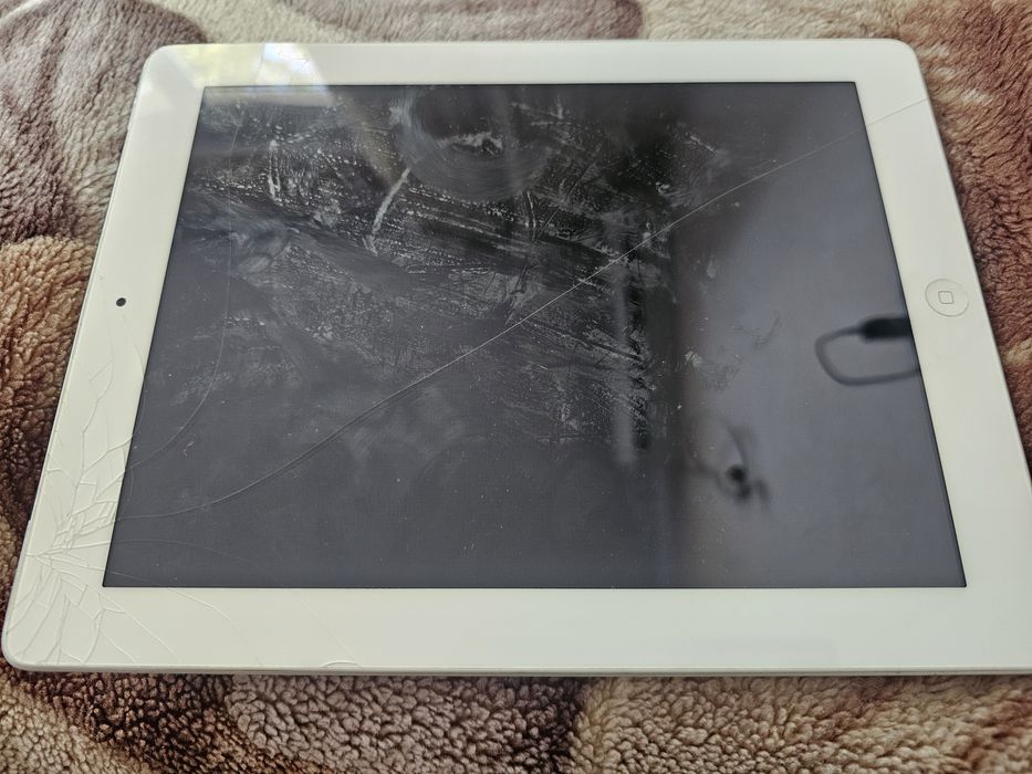 IPAD сотаман ишлатилган