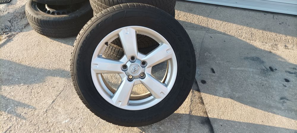 Продавам джанта с гума