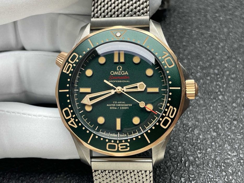 Omega seamaster diver 300m titanium NEW