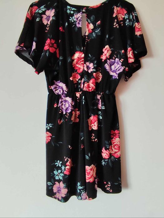 Bershka salopeta scurtă pentru femei