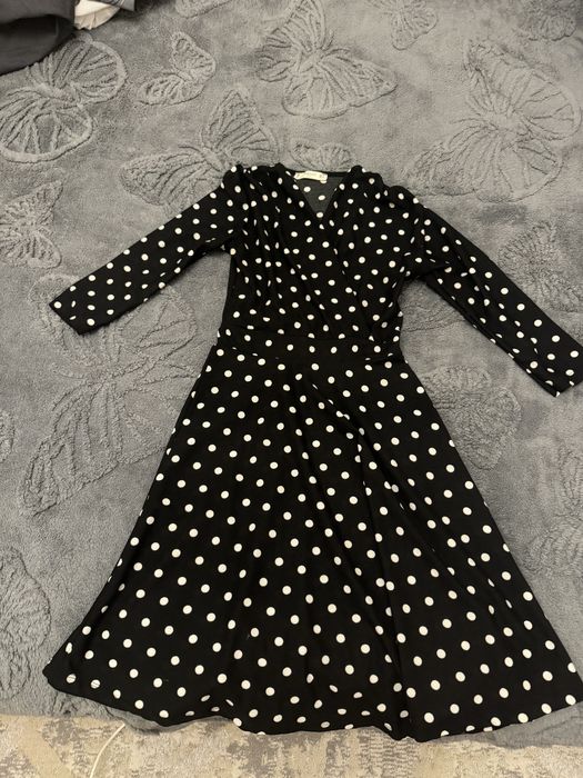 Продам платья по символической цене