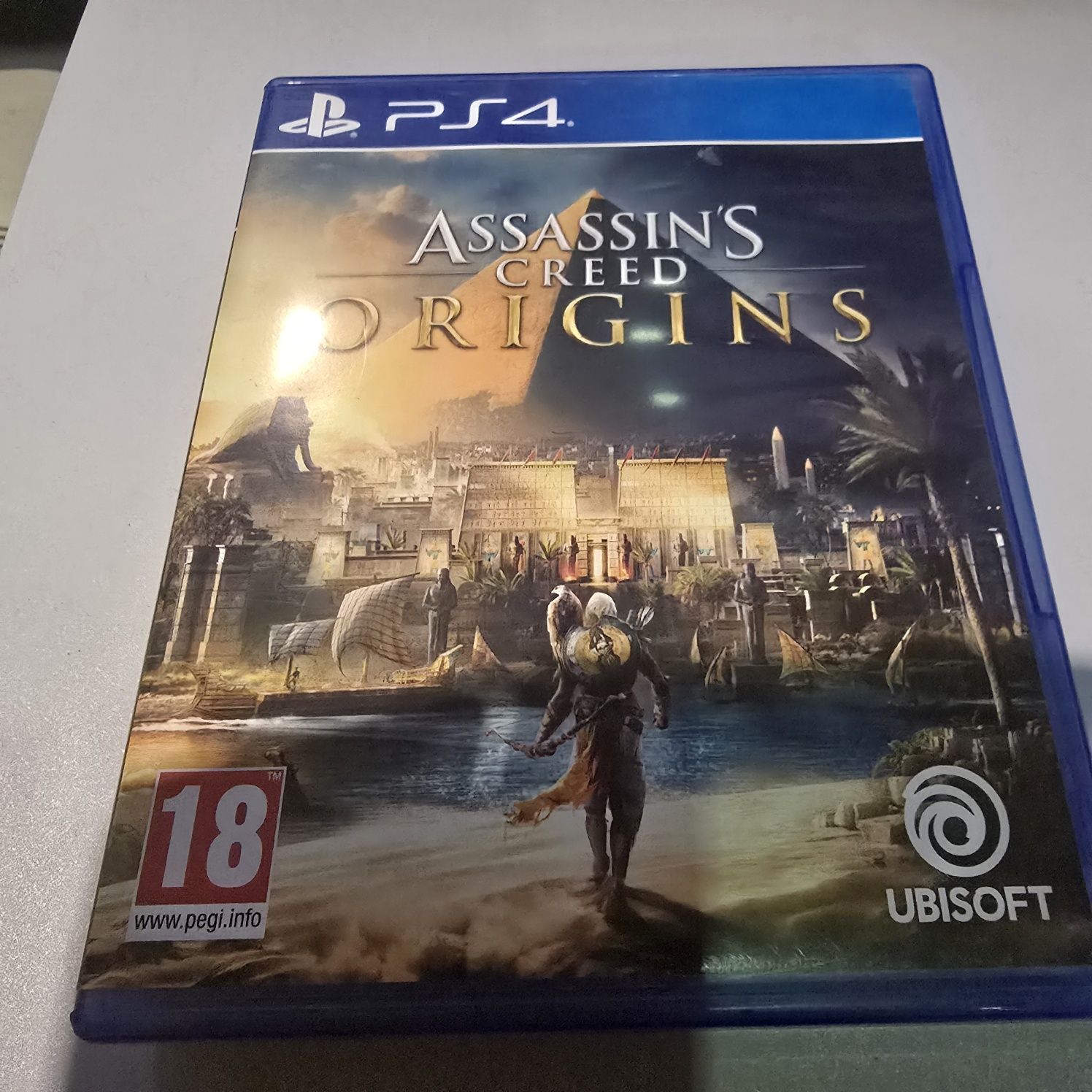 Продавам Assassin's Creed Ps 4