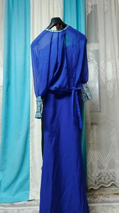 Вечернее платьья