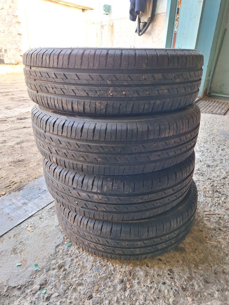 Продам резину Delmax 175/70 r13