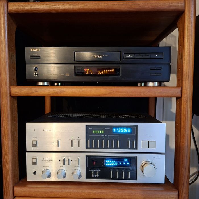 Amplificator Pioneer SA 720 și tuner TX 720