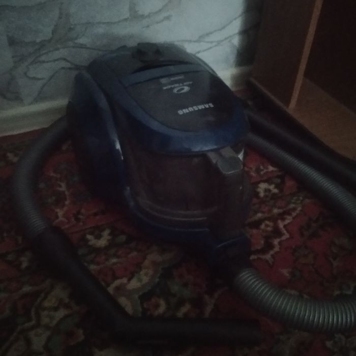 Пылесос Samsung 1600W