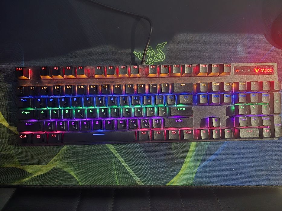 Продается б/у клавиатуры