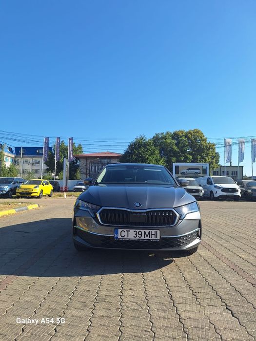 SKODA Octavia 2025 Selection