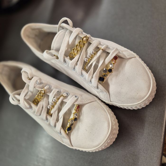 Бели кецове, размер 39