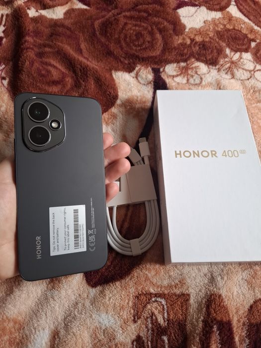 Telefon nou Honor 400 5g