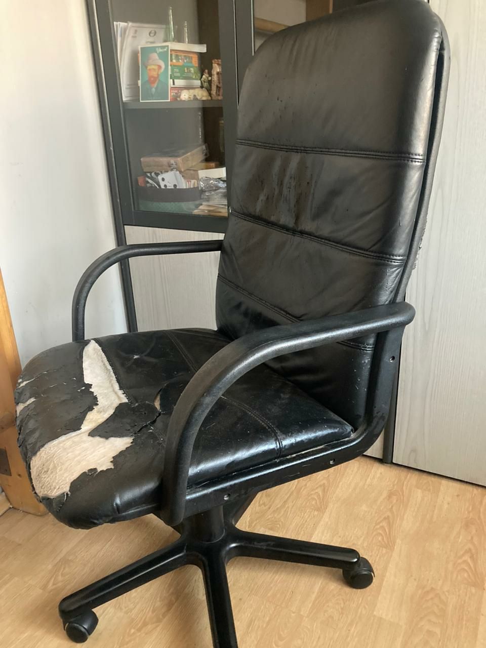 Кожаное кресло натуральная кожа