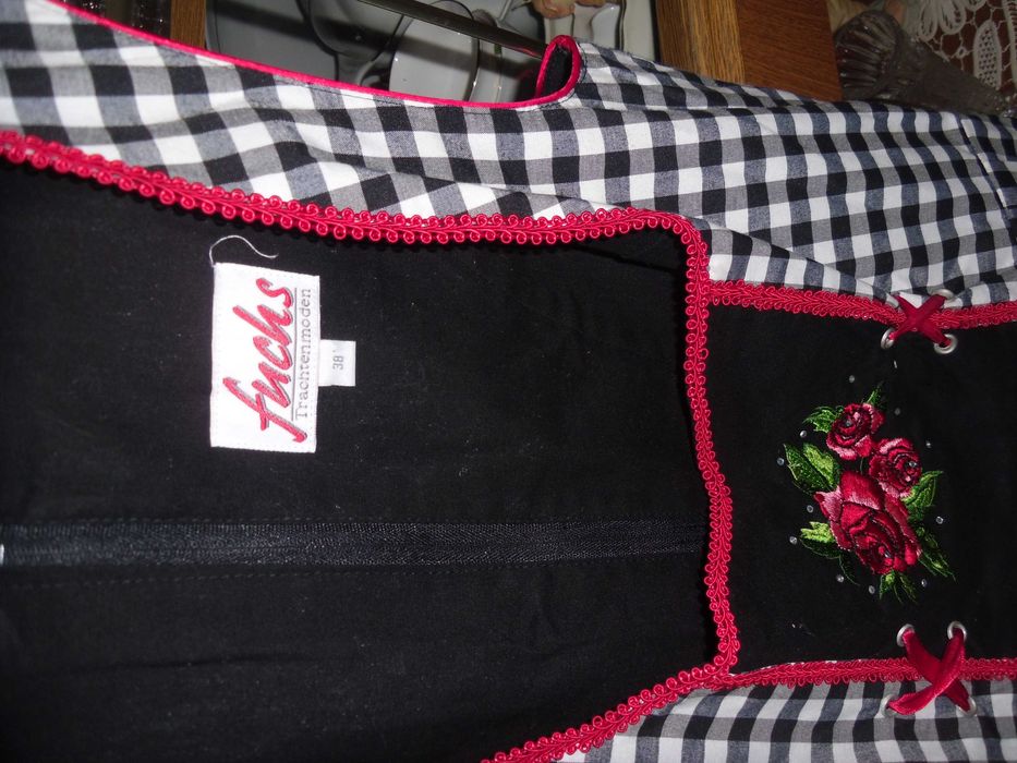 port popular sasesc,