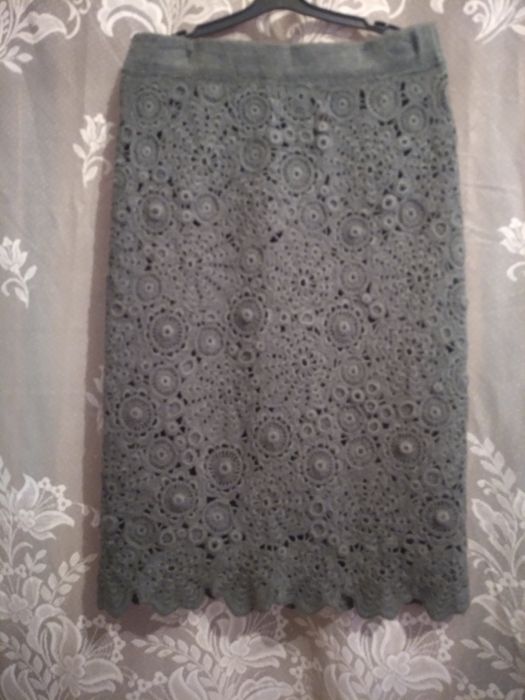 Продам. Юбка крючком (ирландское кружево) 48 размера