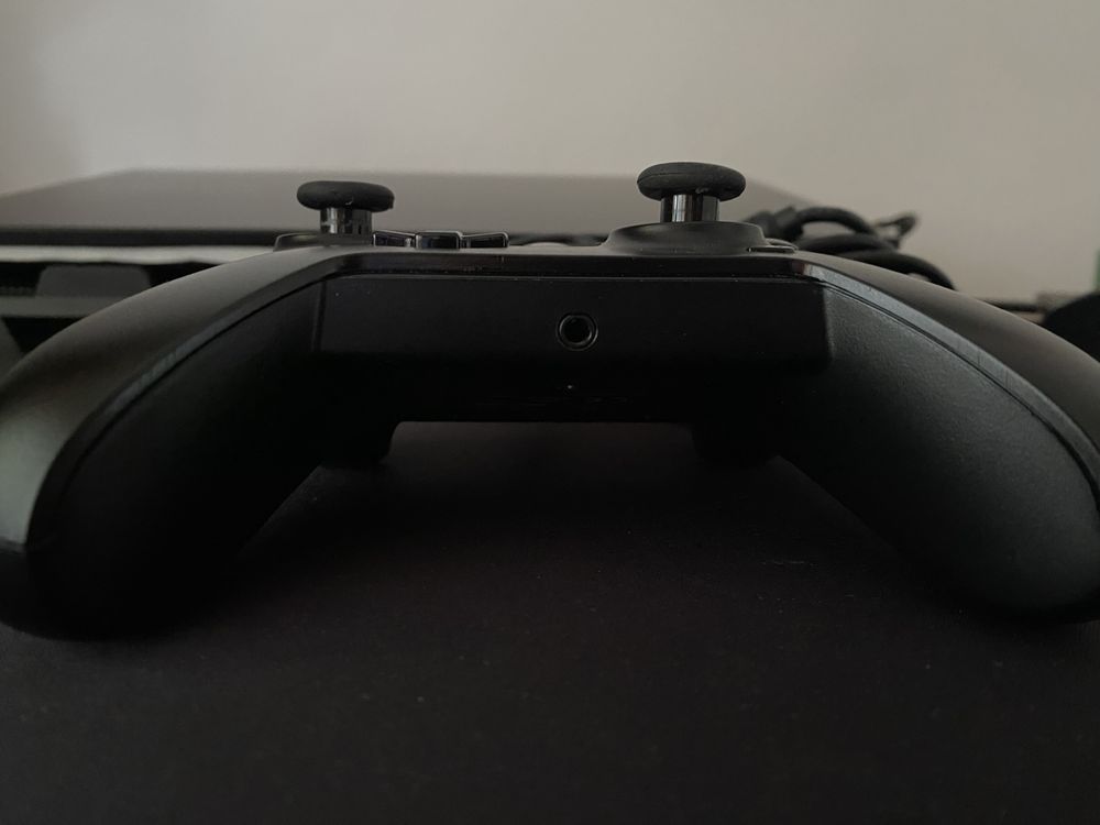 Vand controller pdp de xbox one cu cablu