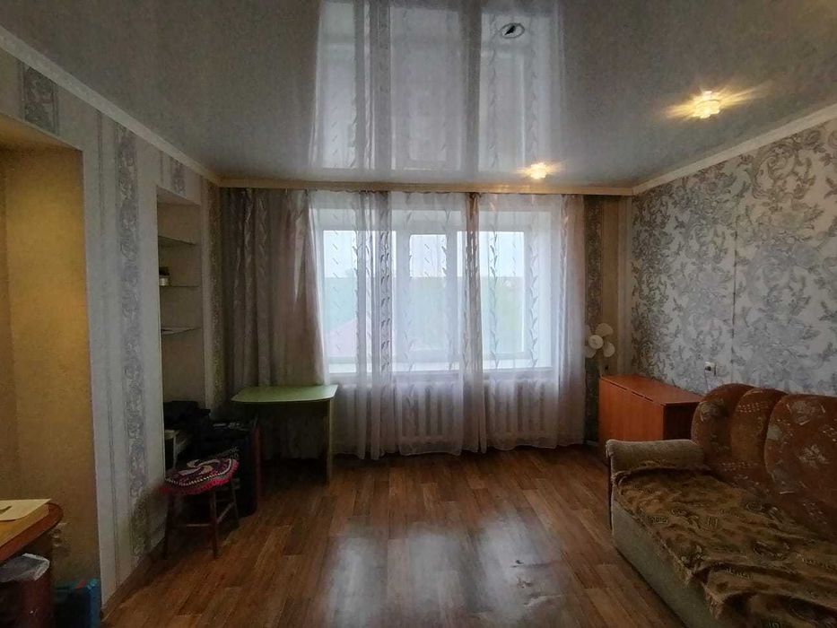 Продам 4 ком квартиру в центре города