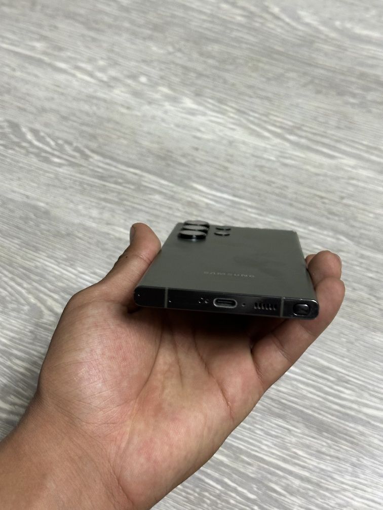 S23 ultira telefoni