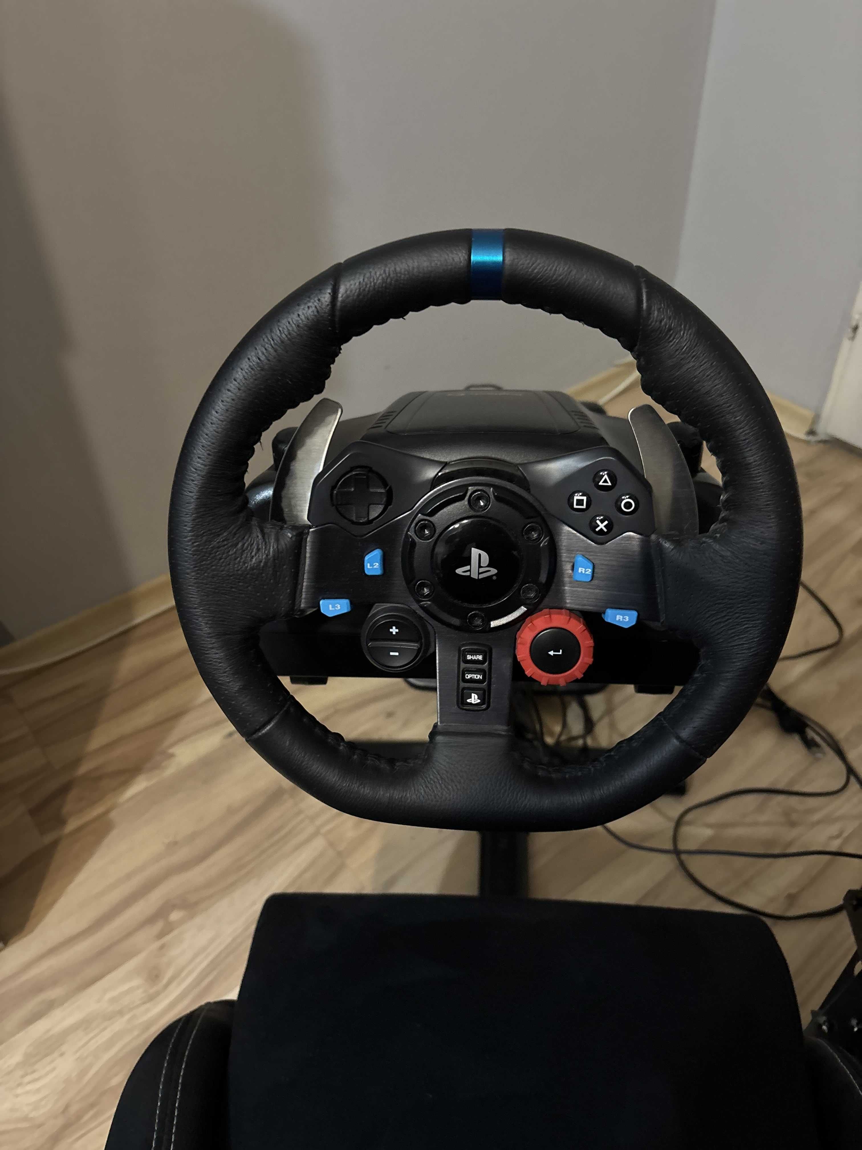 Волан Logitech G29 със стойка Playseat