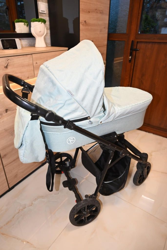 Бебешка количка RETRUS VAYA 3 В 1 MINT LEN